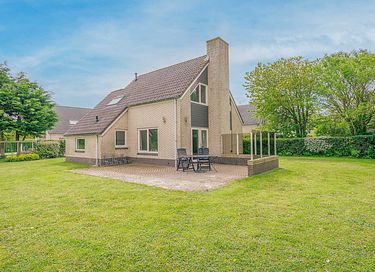 Luxury home with spacious garden on Texel - 17