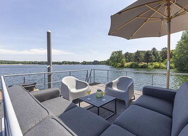 Husbåd med tagterrasse og hottub - 19
