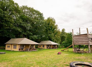 Glamping auf einer gemütlichen Kuhfarm