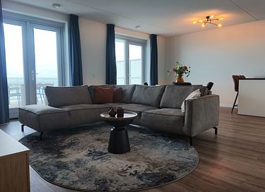 Moderne Wohnung mit großzügiger Lounge-Terrasse - 2