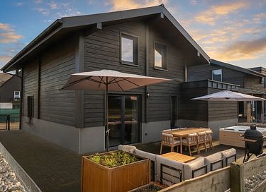 Sauerland Holiday Home with a Jacuzzi