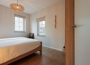 Rural waterfront holiday home - 27