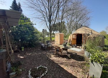 Volledig uitgeruste Yurt in mooie omgeving - 5