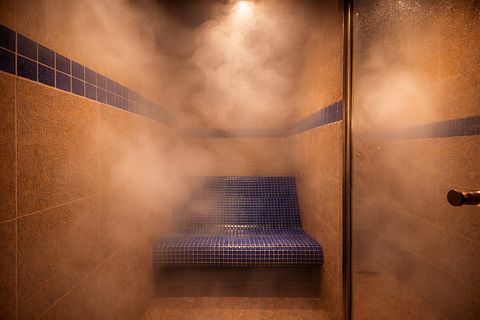 Wellness Lodge mit Sauna, Jacuzzi und Hammam - 2