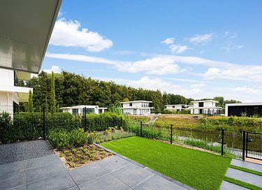 Villa (6p) direct aan het water - 35
