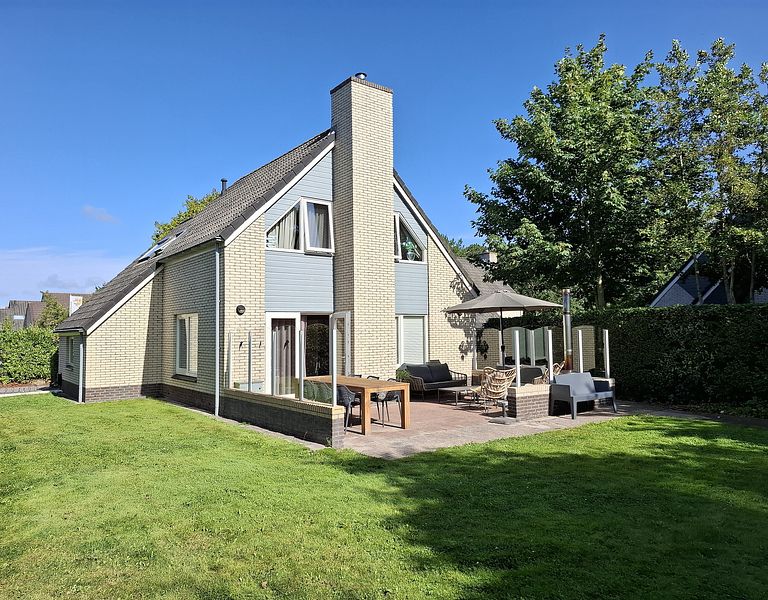 Beautiful villa with near beach on Texel - 1