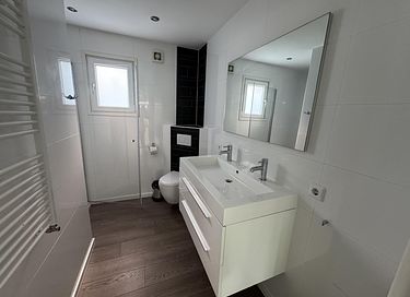 Ruime bungalow voor 8 personen in Limburg - 9