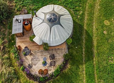 Luxe yurt met houtkachel en privé sanitair - 34