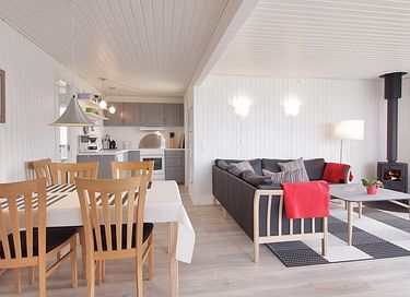 Holiday home by the sea with beautiful view - 18