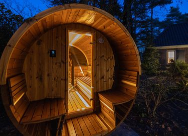 Lodge with private wellness under the trees - 28