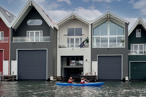Getaway in a studio over the water - 2