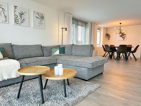 Spacious holiday home near the beach and sea - 5