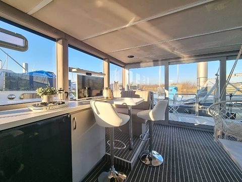 Luxe boot 6 personen voor een watervakantie - 2