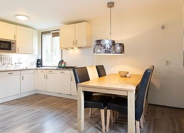Vakantiehuis (6p) in bosrijke omgeving - 3