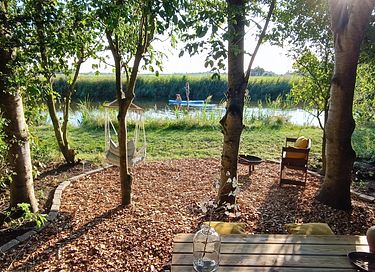 Overnachten in een unieke Dome aan het water - 11