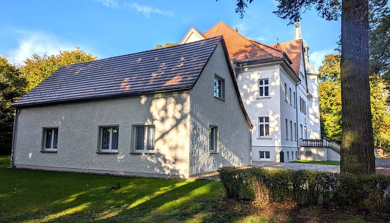 Appartement dans le jardin d'un château - 1