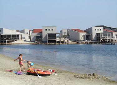 Strandvilla met eigen zwem- en aanlegsteiger - 15