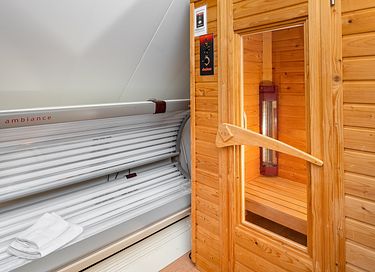 Detached bungalow with sauna and solarium - 13