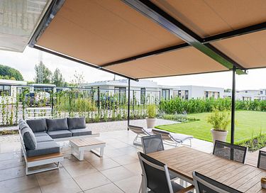Villa (8p) met grote tuin aan het water - 4