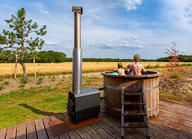 Cottage with hot tub in the midst of nature - 6