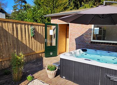 Schönes Waldhaus mit luxuriösem privatem Wellness - 13
