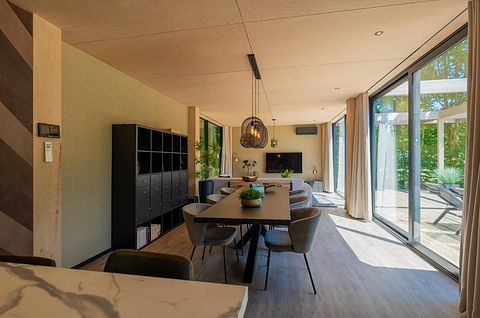 Modern 4-persoons vakantiehuis met terras - 2