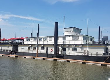 Genieten op het water met uitzicht op de Waal - 1