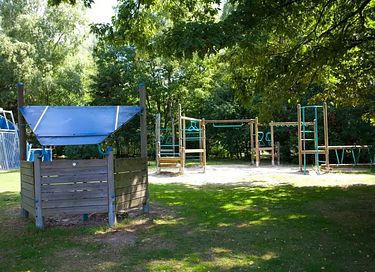 6-persoons design huis op een gezellig park - 20