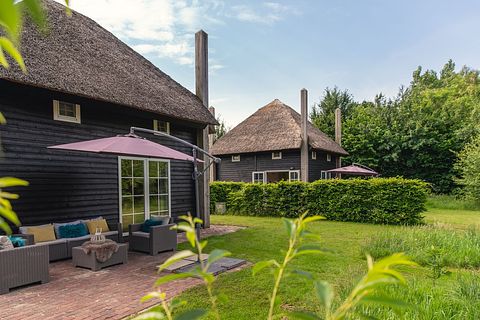 Overnacht in een hooiberg met wellness! - 5