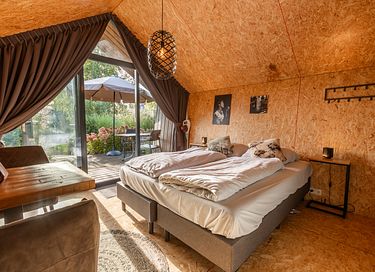Tiny house aan een meer in Overijssel - 5