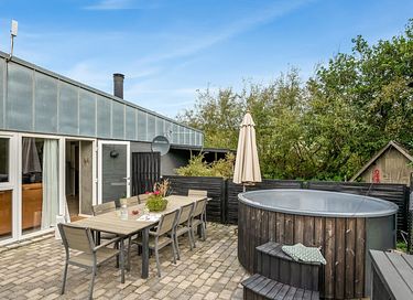 Alloggio per gruppi con piscina e giardino - 14