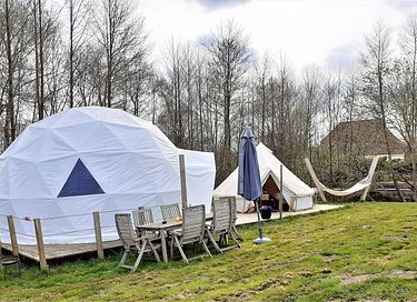5 persoons Geodome tent lastminute aktie! - 2