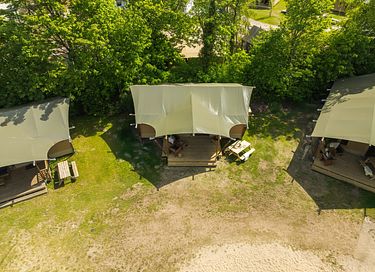 Glamping adventure for 8 people - 12