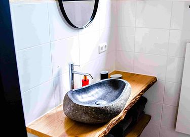 Tiny House in der Nähe eines Sees in Friesland - 15