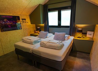 Diamond Suite 4 persoons met jacuzzi - 15