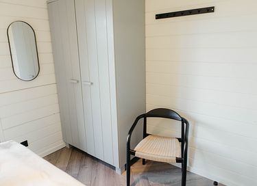 Cottage avec jacuzzi et vue sur un lac - 25