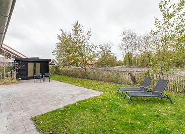 Villa de plage moderne avec sauna et jardin ensoleillé - 29
