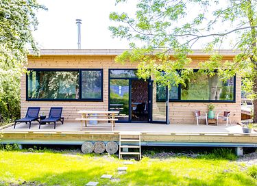 Lodge aan het water met eigen steiger - 17