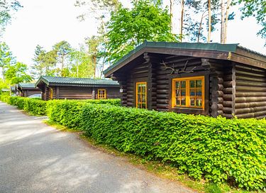 Dormir dans une cabane canadienne en rondins