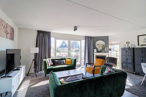 Vakantiehuis (8p) aan open vaarwater - 3
