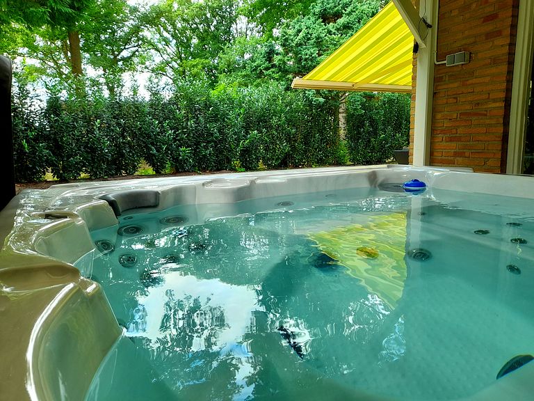 Luxury wellness house in the forest - 1