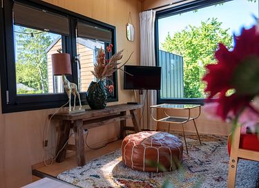 Atmospheric overnight stay in a tiny house - 4