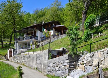 Vakantiehuis in de Alpen vlakbij het Comomeer - 40