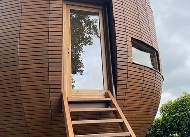 Unique accommodation with built-in jacuzzi - 28
