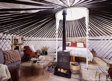 Overnachten in een boutique yurt met hottub - 14
