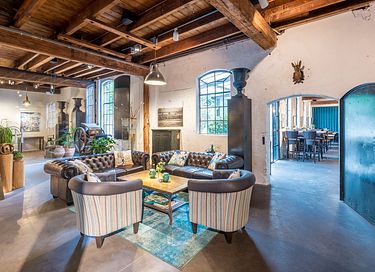 Unique B&B on an estate with a waterfall - 12