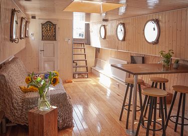 Charming houseboat in a peaceful environment - 18
