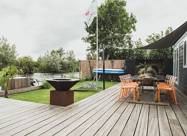Luxe Tiny house met jacuzzi aan het water - 4