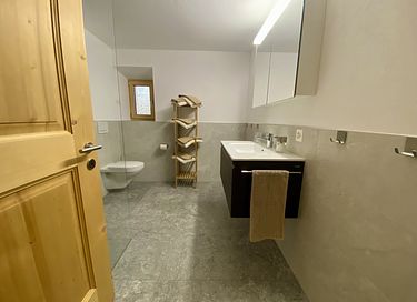 Geräumige Wohnung in denkmalgeschütztem Gebäude - 21