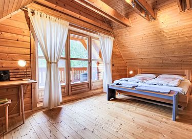 Logement de vacances avec vue sur un lac - 15